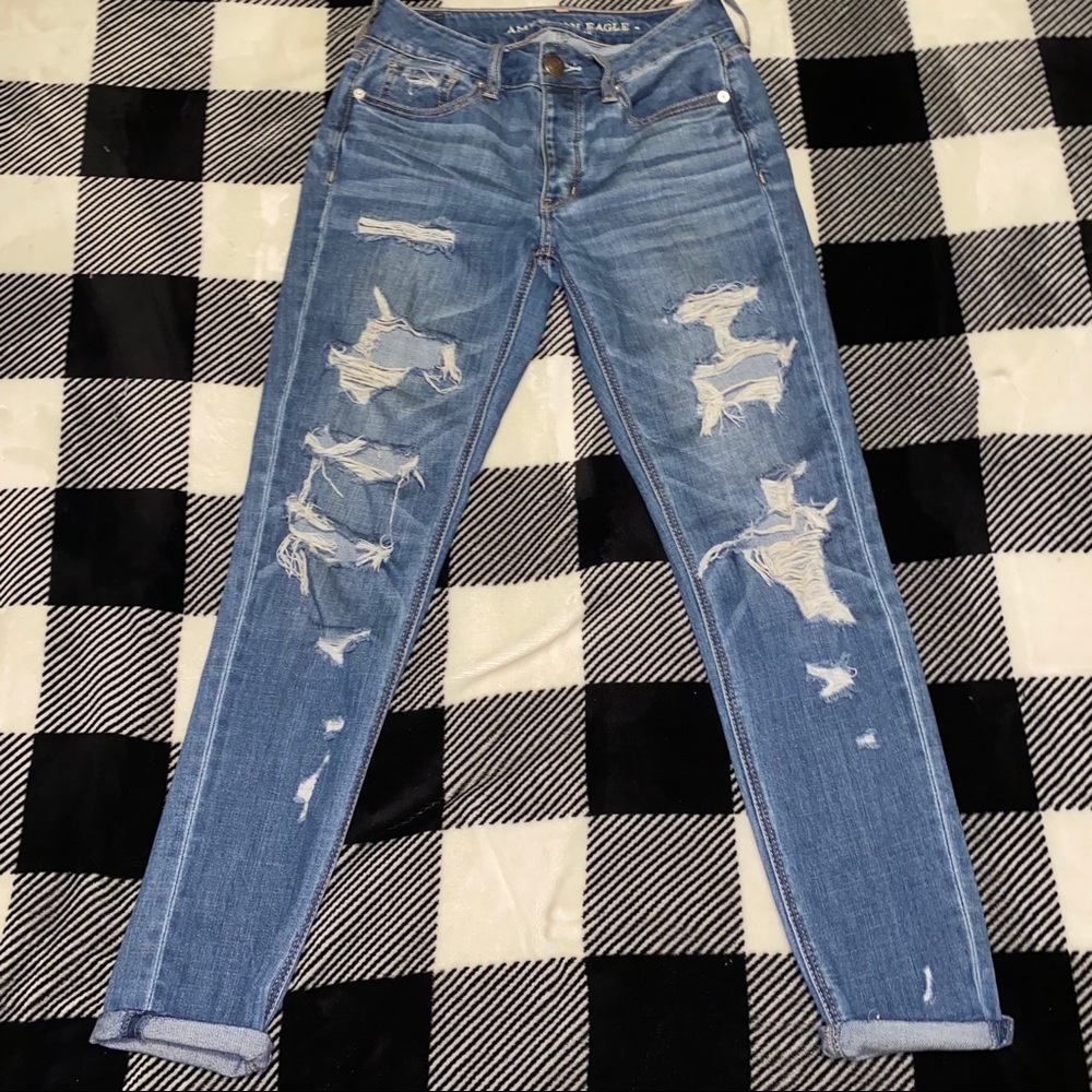 american eagle tomgirl/boyfriend jeans